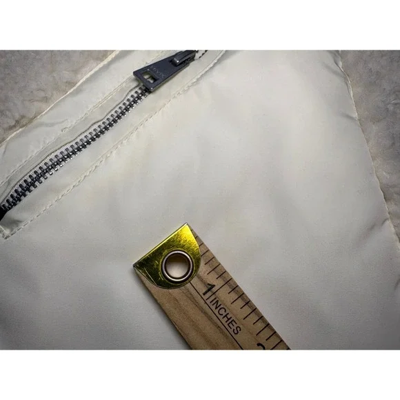 Levis Sherpa Fleece Jacket Cream Off White Geometric Trim Zip Up Womens Small - Picture 11 of 13